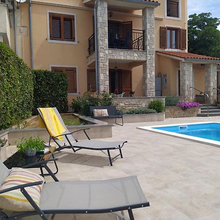 Villa Krasa Sea View Apartmants With Pool Liznjan Exterior photo