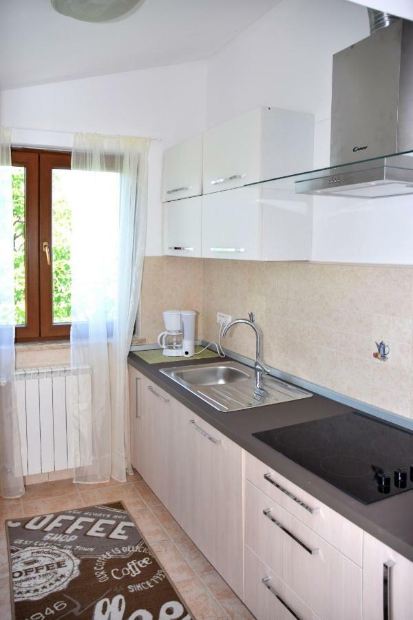 Villa Krasa Sea View Apartmants With Pool Liznjan Exterior photo